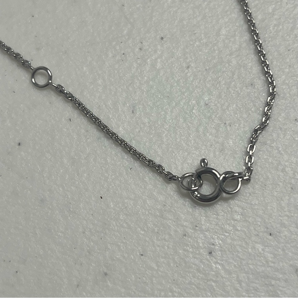 $3,550 Louis Vuitton LV Volt One Small Pendant 18-K White Gold Diamond Necklace - Picture 6 of 11